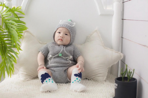 长春七个月宝宝脚长 长春七个月宝宝脚长